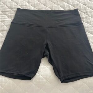 Lululemon Athletica Black align Bike Shorts 7”
